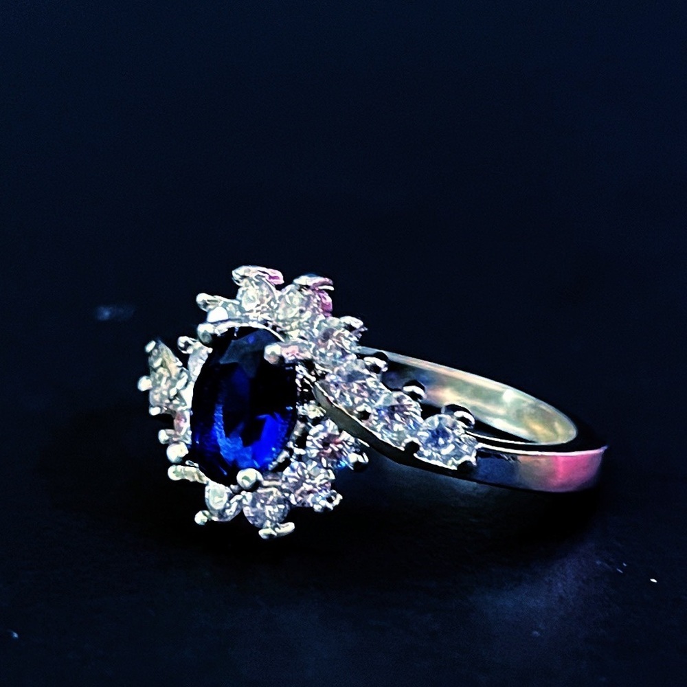 NWT Blue 925 Sterling Silver Ring Sapphire Cubic Zirconia Women’s Size 7 - Picture 3 of 9